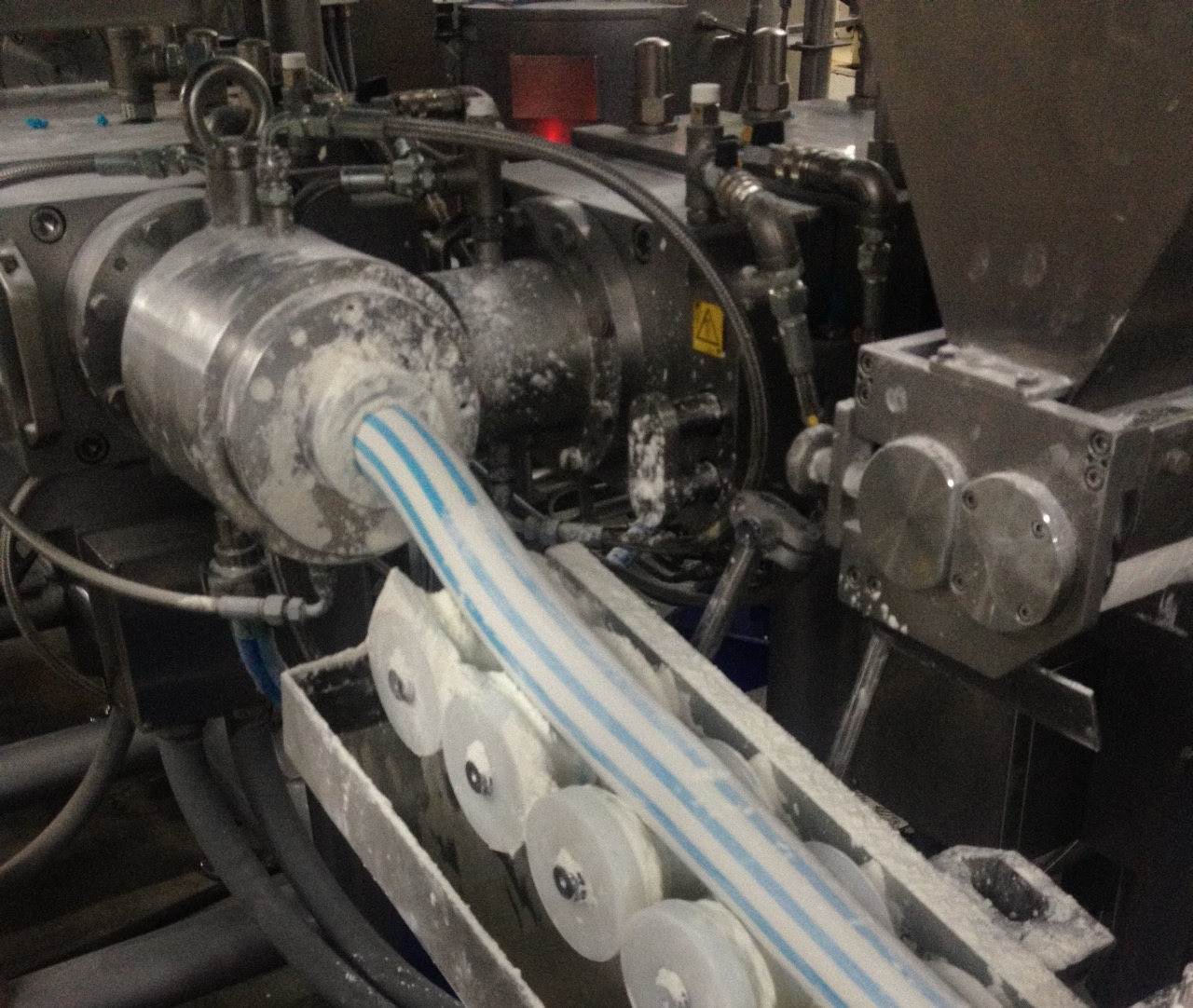 Pre-Extrusion, Extrusion and sizing